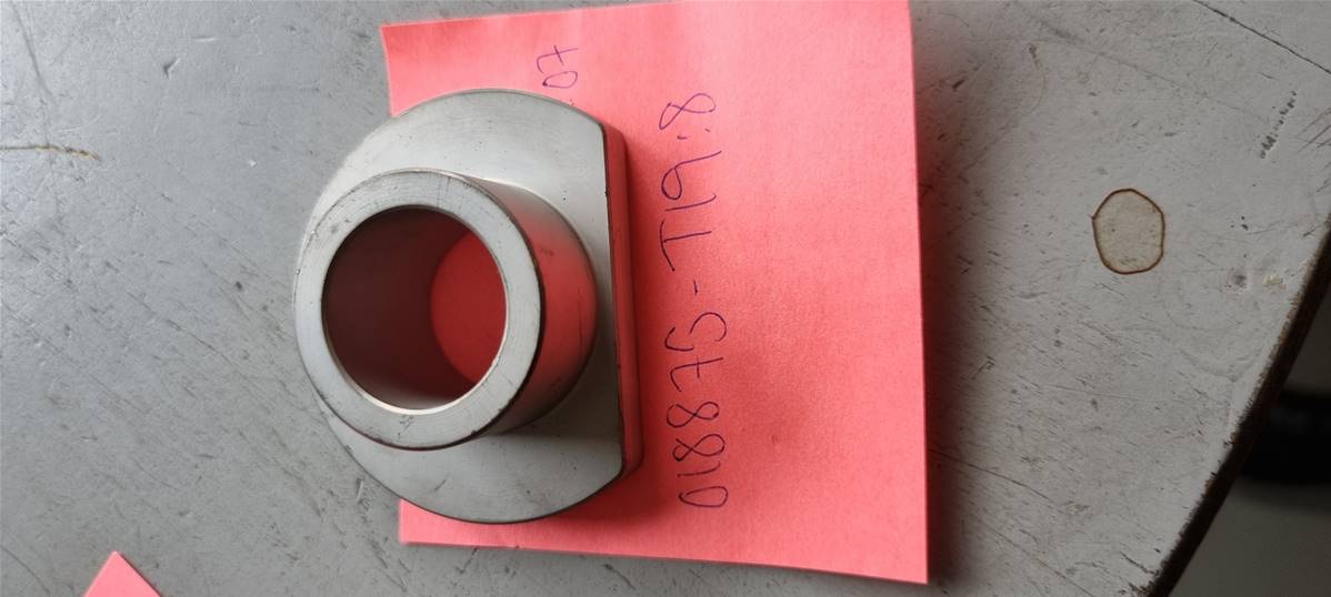 Entretoise de couteau inférieur Log Max RE018875