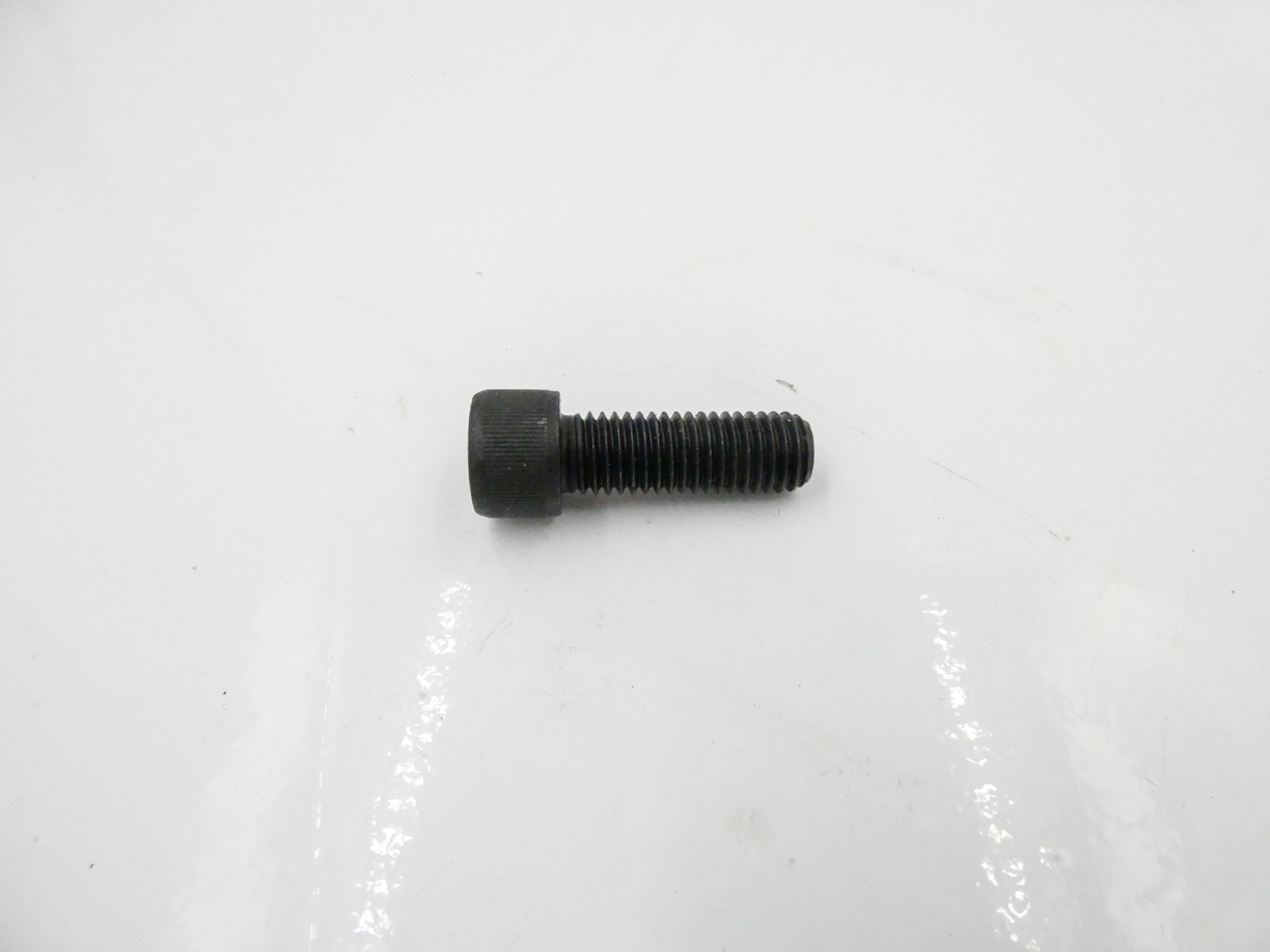 Socket screw M12x35 12.9