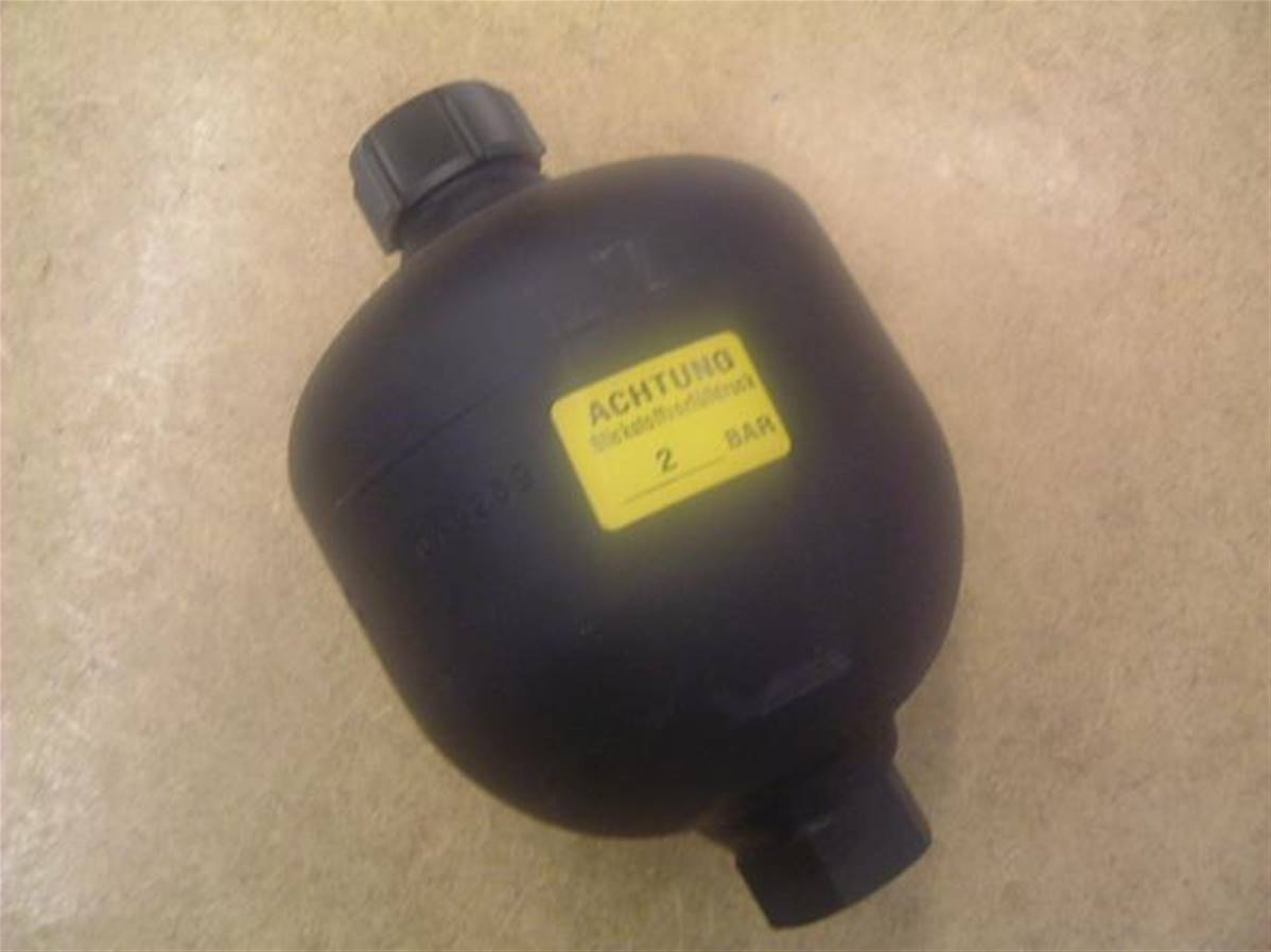 Accumulator 0.5 L Log Max RE610140