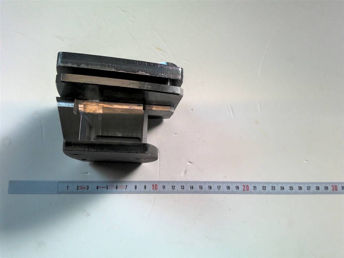 Porte guide pour unité de scie-estampillé 04 Log Max RE017965